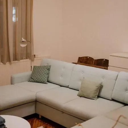 A Szoba 2 Apartman Apartment *